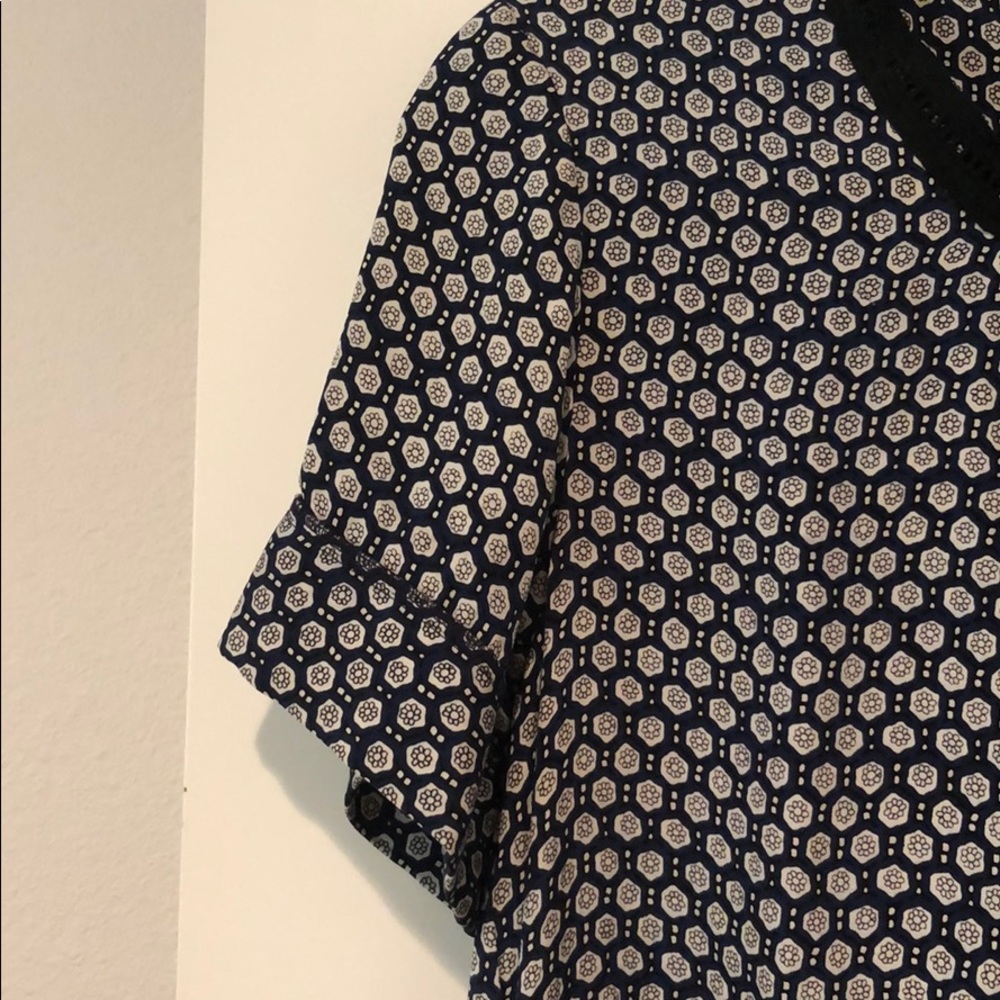 Silk dress - Picture 3 of 6